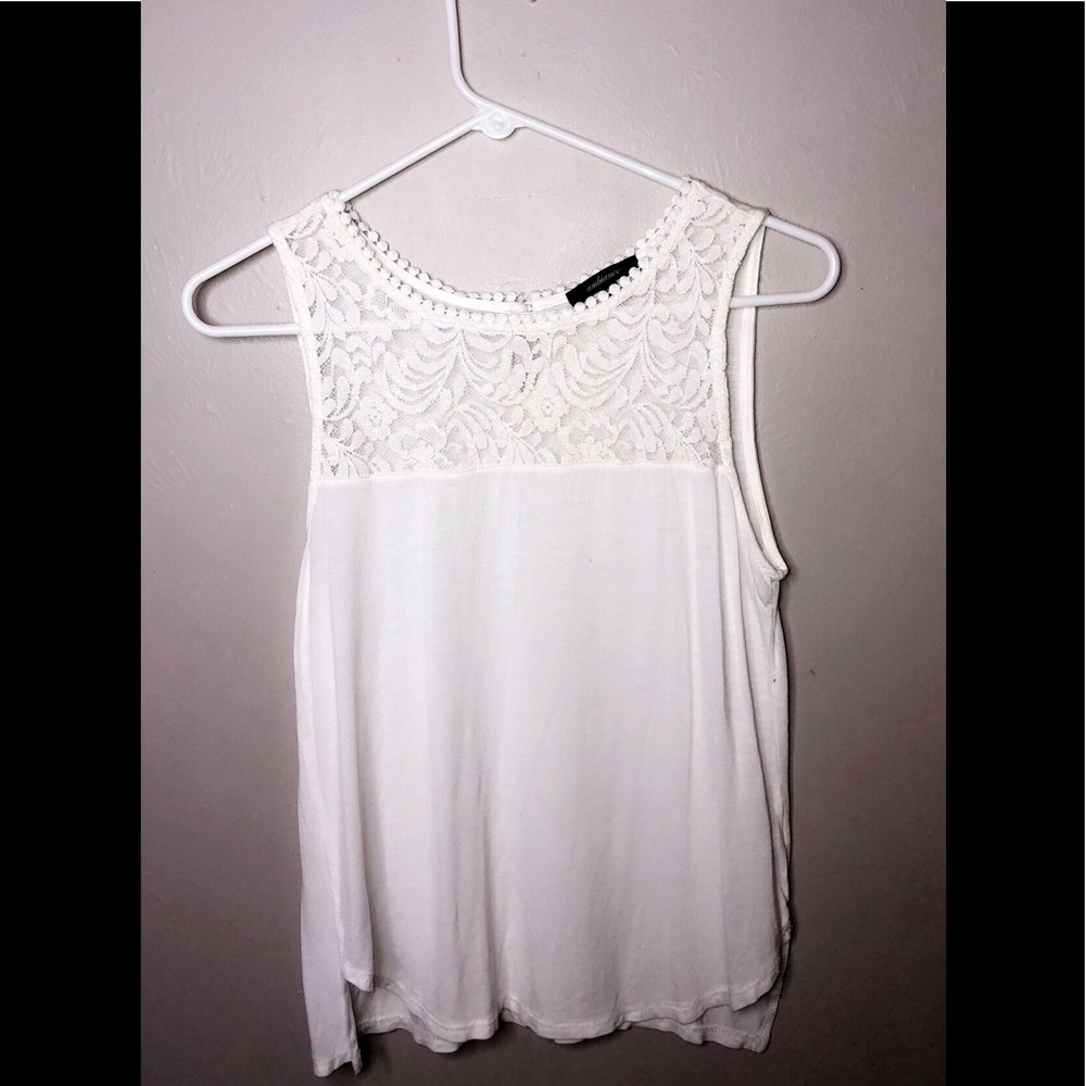 Cute white blouse, cute lace on top